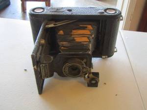 lot 159 image: Vintage KODAK NO. 1 JR. pop out camera