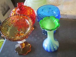 lot 257 image: red covered candy dish, brown glass fruit bowl, blue glass fruit bowl, green and blue color vase