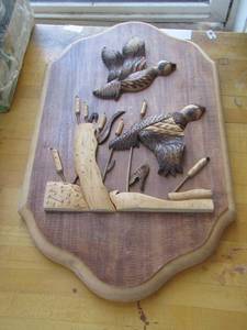 lot 320 image: wooden dcor plaque