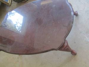 lot 356 image: brown coffee table just needs to be wiped down