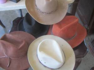 lot 358 image: qty 5 cowboy hats  INCL RESISTIOL
