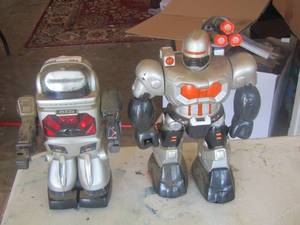 lot 384 image: qty 2 vintage robots