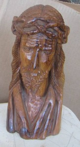 lot 385 image: hand carved Jesus sculpture wooden
