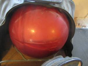 lot 577 image: red bowling ball