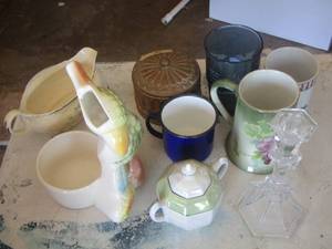 lot 582 image: misc. glass lot