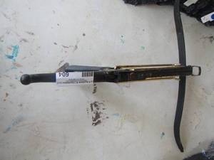lot 604 image: CROSSBOW