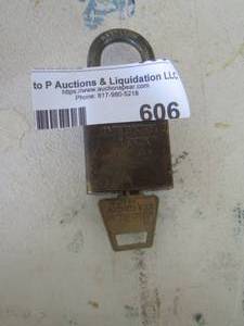 lot 606 image: American lock with key
