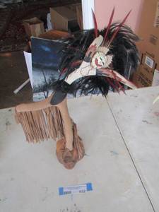 lot 632 image: Kachina doll