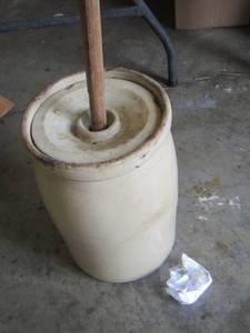 lot 662 image: vintage butter churn with stick in good condition