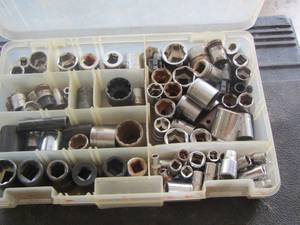 lot 674 image: various sockets all sizes