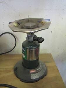 lot 696 image: Coleman propane lantern heater