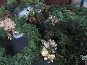lot 938 image: Christmas greenery