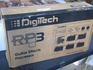 lot 946 image: Digitech RP3 guitar effects processor