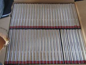 lot 967 image: HOw to become an auctioneer, taught by Mike Scarlett  - BOX OF CDS