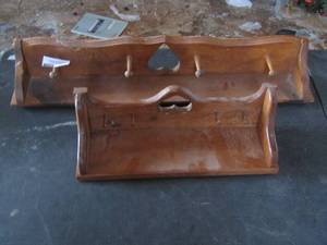 lot 1009 image: 2 wooden wall mount shelfs for dcor