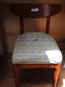 lot 1033 image: small wooden back chair