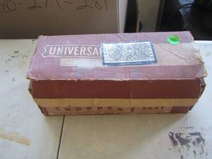 lot 1057 image: vintage meat grinder in original box