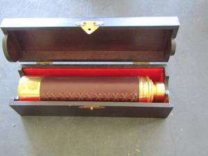 lot 1071 image: telescope in case