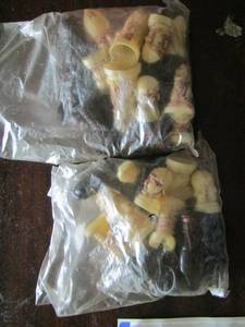 lot 1156 image: 2 bags of various chess pieces