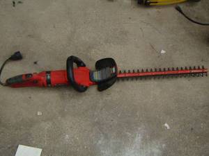 lot 1180 image: hedge trimmer electric