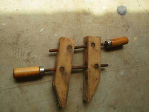 lot 1216 image: Wood Clamp  QTY 1