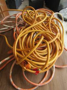 lot 1082 image: yellow and orange extension cord