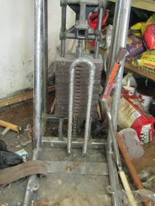 lot 1109 image: work out weight bench