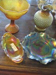 lot 1119 image: carnival glass lot 4 different pieces