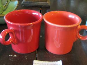 lot 1127 image: 2 Fiesta coffee mugs
