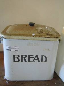 lot 1228 image: vintage bread box top needs some serious cleaning done