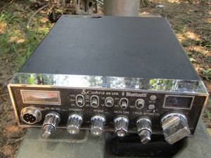 lot 1257 image: cobra blue tooth cb radio