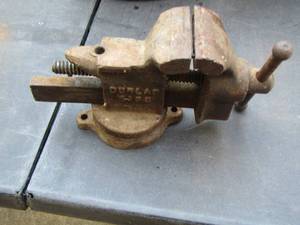 lot 1270 image: Dunlap 5196  VISE