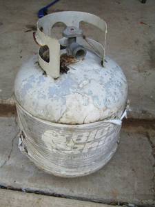 lot 1275 image: propane tank