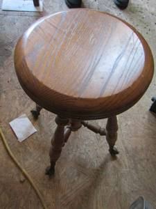 lot 1296 image: piano stool spinning with claw feet