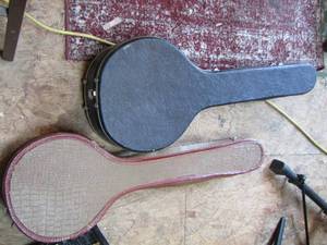 lot 1301 image: empty banjo cases