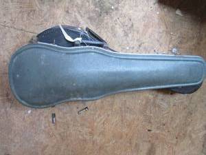 lot 1302 image: empty banjo cases