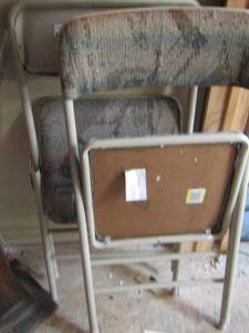 lot 1375 image: Cosco padded folded chairs  QTY