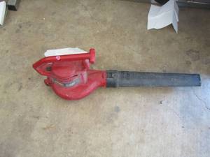 lot 1706 image: Toro blower