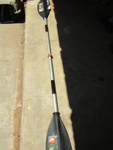 lot 1710 image: telescoping kayak paddle