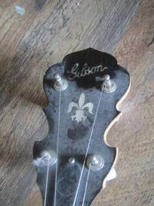 lot 512 image: GIBSON  5 STRING BANJO WITH RESONATOR  (872)