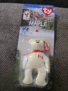 lot 716 image: maple the bear ty beanie baby
