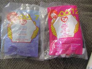 lot 723 image: ty beanie babies chip the cat, spinner the spider