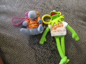 lot 720 image: kermet the frog and tigger the donkey key chain stuffies