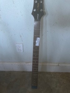 lot 1567 image: ZZ ryden banjo neck