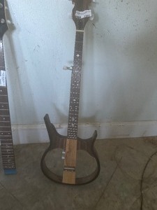 lot 1565 image: Electric guitar  banjo jojing 5 string