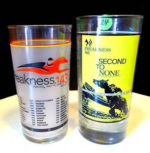 lot 24 image: VINTAGE PREAKNESS HORSE RACE COLLECTORS GLASS - 143 & 146 $$