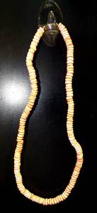 lot 57 image: VINTAGE HEISHI BEAD NECKLACE $$