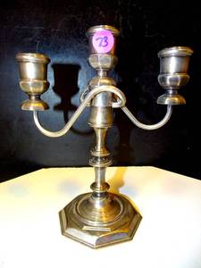 lot 73 image: BEAUTIFUL VINTAGE SILVER PLATED 3 ARMS ORNATE CANDELABRA 8