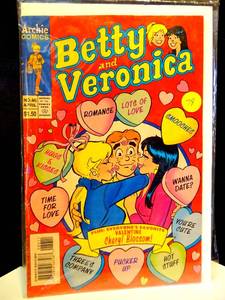 lot 78 image: VINTAGE ARCHIE COMICS - Betty and Veronica #86 1995 NEWSSTAND $$