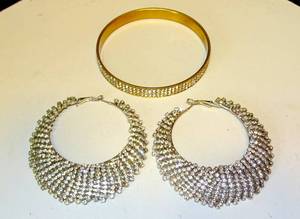 lot 83 image: LARGE BLING HOOP EARRINGS AND BRACELET
